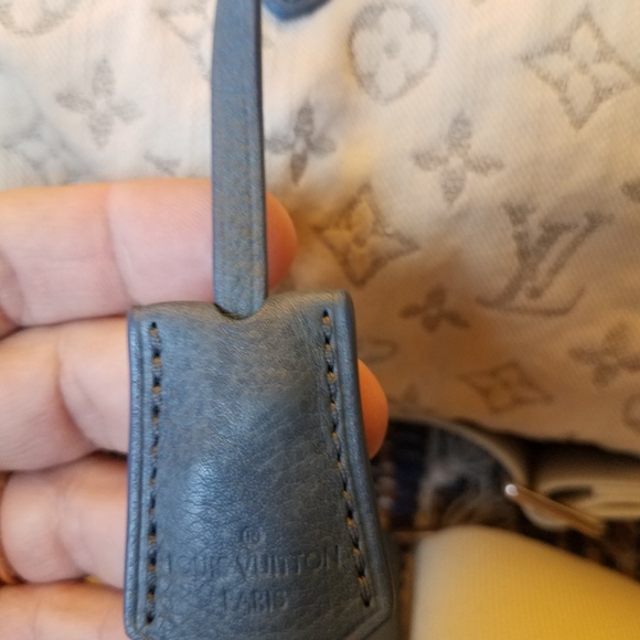 SOLD@! Authentic Louis Vuitton Limited Edition Bl… - Picture 7 of 13